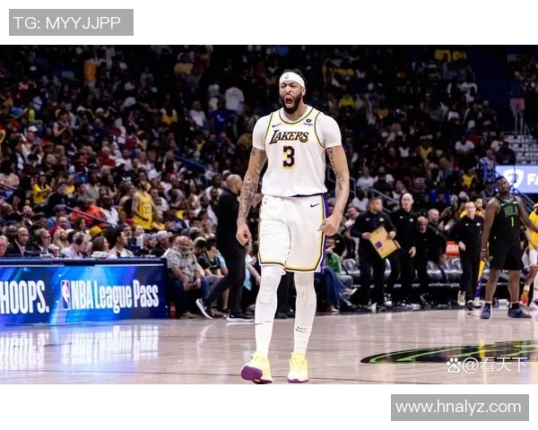 湖人管理层明确表态里夫斯交易仅在获得顶级内线时考虑